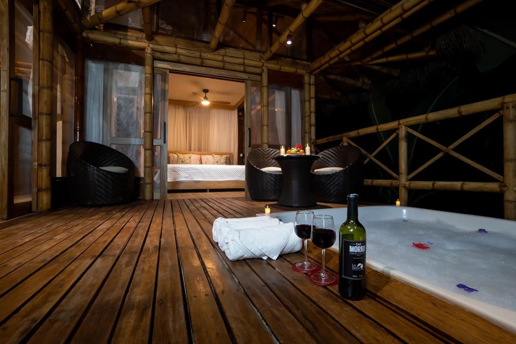 La Selva Eco-Lodge & Retreat Providencia Buitenkant foto